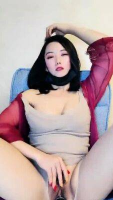 Busty Japanese hairy cunt toyed - drtuber.com - Japan