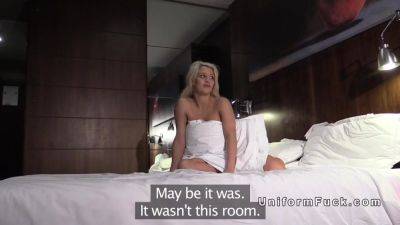 Bangs Busty Blonde In Hotel Room - hclips.com