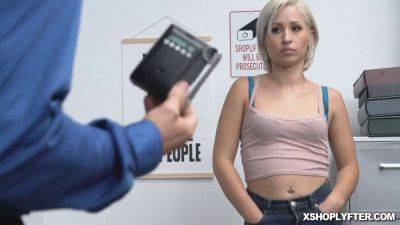 Marcus London bangs Goldie Glock after cavity search, busty teen gets facial - sexu.com