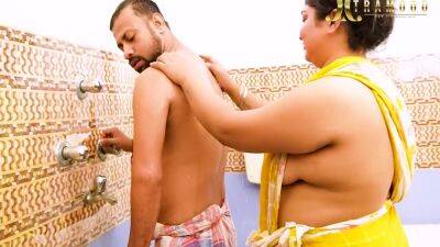 Big Boobs Bhabi In Bathroom With Her Deborji - upornia.com - India