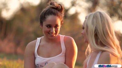 Busty Teen Facesits And Rims Blinde Date With Remy Lacroix, Alli Rae And Big T - upornia.com