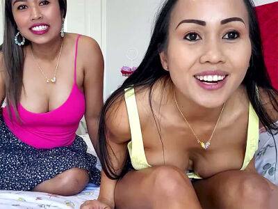 Busty amateur Thai lesbian girlfriends Joon Mali kissing and licking pussy - txxx.com - Thailand