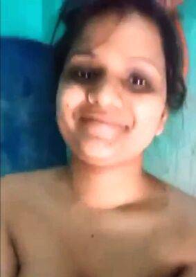 Indian Wife Showing Boobs - drtuber.com - India