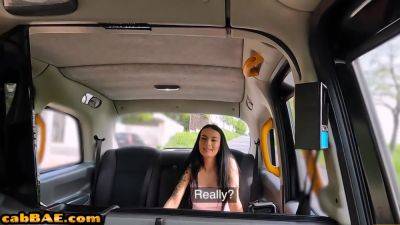 Inked busty passenger seduces taxi driver - hotmovs.com