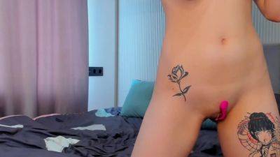Horny busty tattoo chick - txxx.com