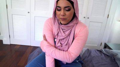 Busty Arabic Girl Julz Gotti Fill Her Deepest Fantasies - drtuber.com