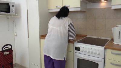 Big And Busty Granny Fucking In The Kitchen - hotmovs.com